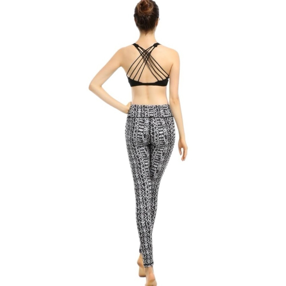 Under Armour compression heatgear snake print Sports stretch Yoga leggings